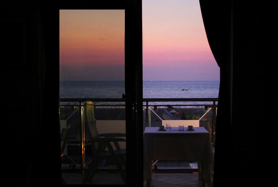 Le Murrine Frontemare Apartment Seaview Sottomarina Værelse billede